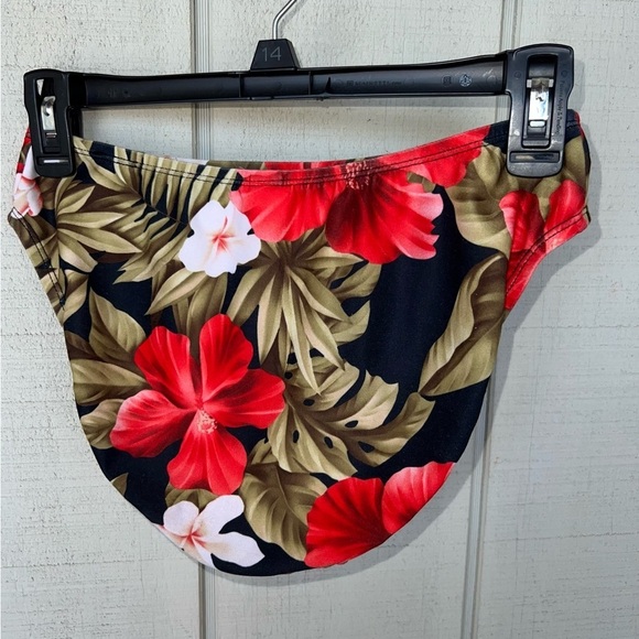 WOMEN’S Victoria Secret bikini bathing suit, solid top/flowered bottoms - Picture 4 of 8